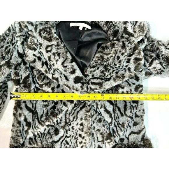 Lovers and Friends Size Small Gray Jacket Coat Faux Fur Animal Print - Picture 12 of 15
